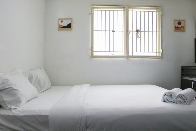 Bedroom 2, Comfort Studio at Gading Icon Apartment By Travelio, Jakarta Timur