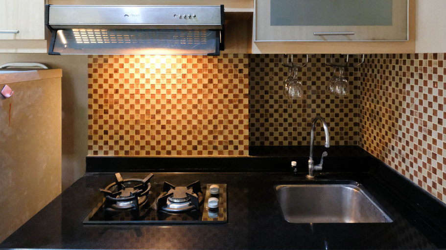 Others 4, Spacious Japanese Style Studio at Puncak Permai Apartment By Travelio, Surabaya