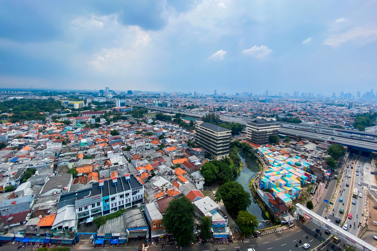 Exterior & Views 5, Modern Design and Cozy Studio at Bassura City Apartment By Travelio, East Jakarta