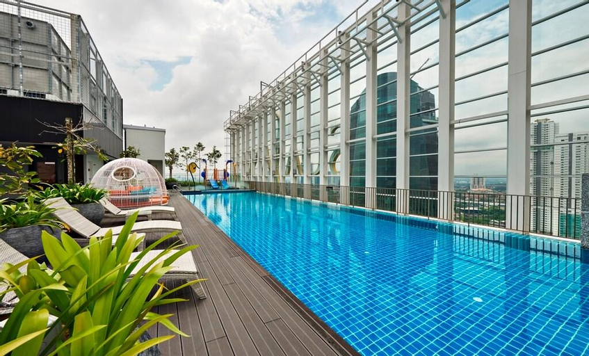 Sport & Beauty 2, Suasana Nana Suites, Johor Bahru