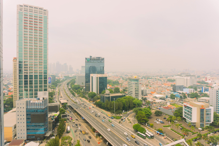 Exterior & Views 5, Elegant and Homey 2BR at GP Plaza Apartment By Travelio, Central Jakarta