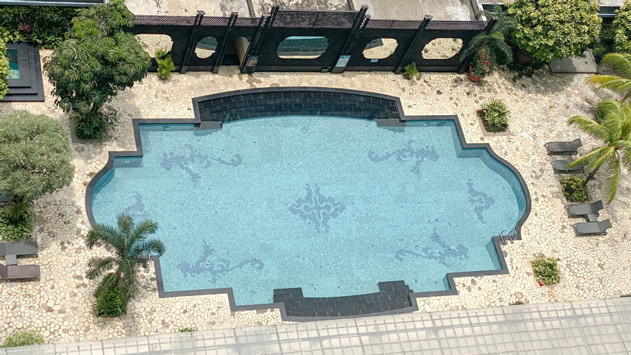 Sport & Beauty 4, Elegant and Comfy 1BR with Extra Room Apartment at Bellagio Residence By Travelio, South Jakarta