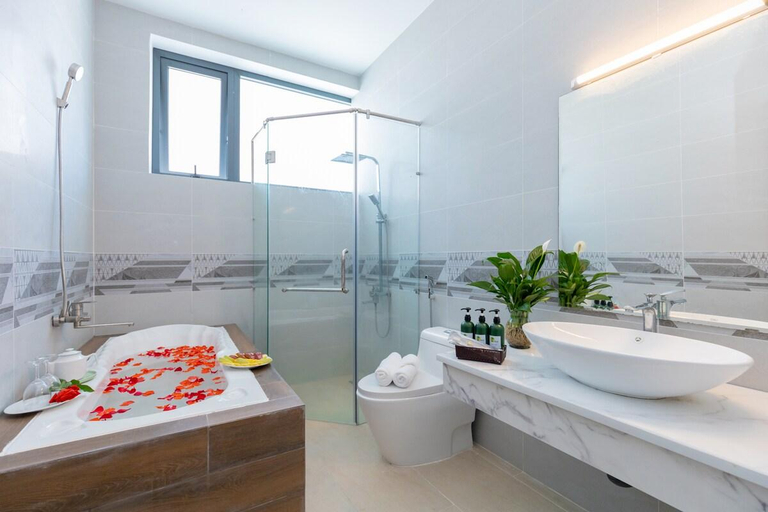 Bathroom 4, The Palm Villa 34- 17Bedroom Pool Bida VungTau , Vũng Tàu