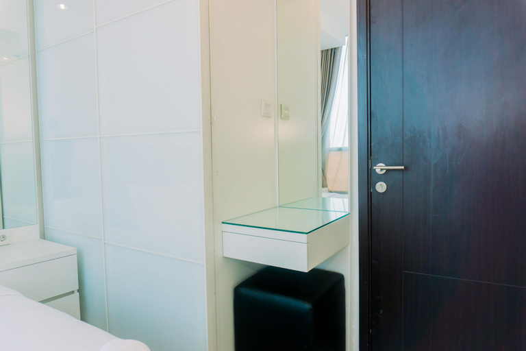 Bedroom 5, Elegant and Homey 2BR at GP Plaza Apartment By Travelio, Central Jakarta