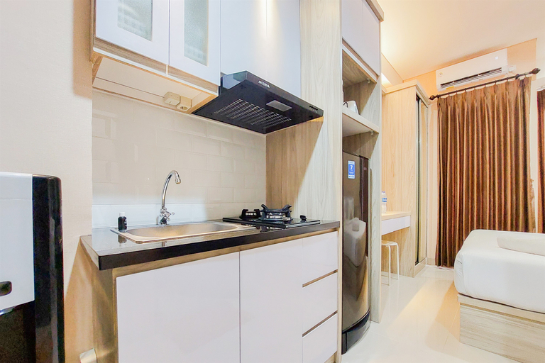 Others 2, Cozy Living Studio at Transpark Bintaro Apartment By Travelio, South Tangerang