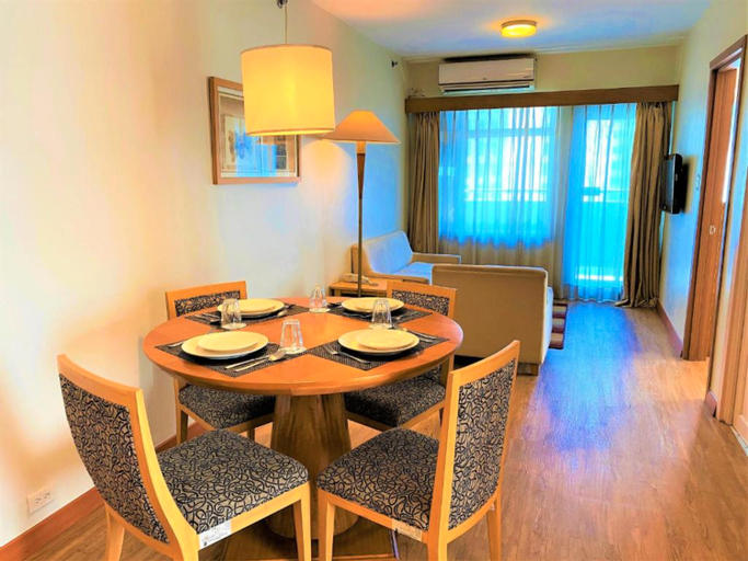 Dining Room 19