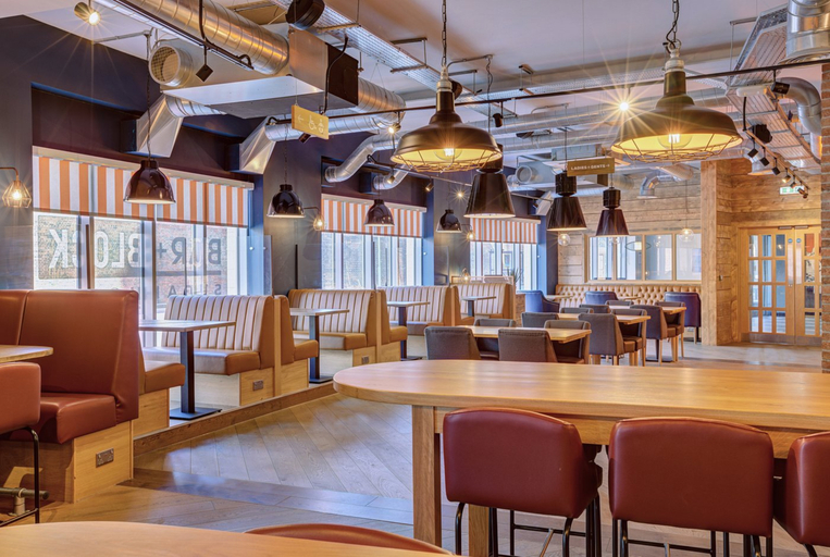 Food & Drinks 5, Premier Inn Portsmouth Dockyard, Portsmouth
