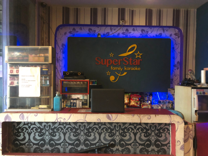 Public Area 3, OYO 92040 Superstar Kost Dan Homestay, Tomohon