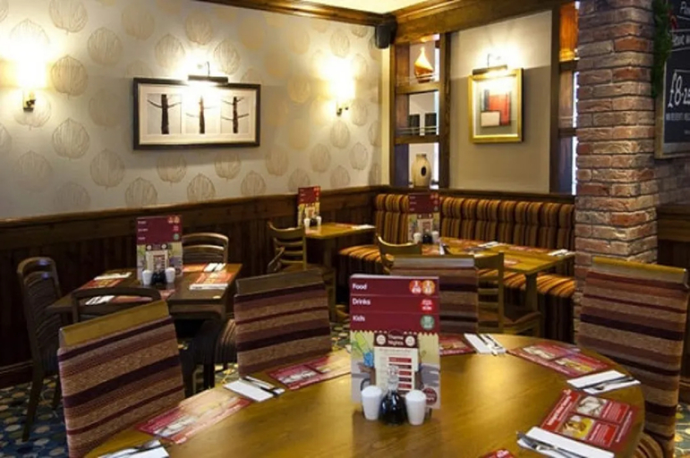 Food & Drinks, Premier Inn Warrington - A49/M62 J9, Warrington