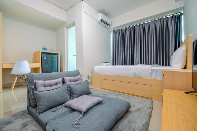 Bedroom 2, Best Deal 1BR at Grand Kamala Lagoon Apartment By Travelio, Bekasi