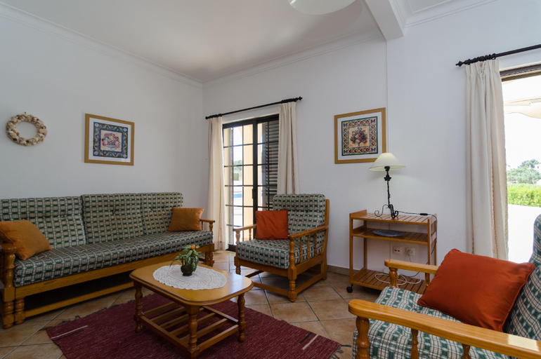 Others 4, Villa Eucalipto with private pool, Lagoa