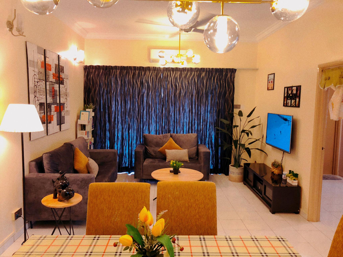 Others 5, 101 Sky Mirror Homestay [Netflix+WiFi+Jetty], Kuala Selangor