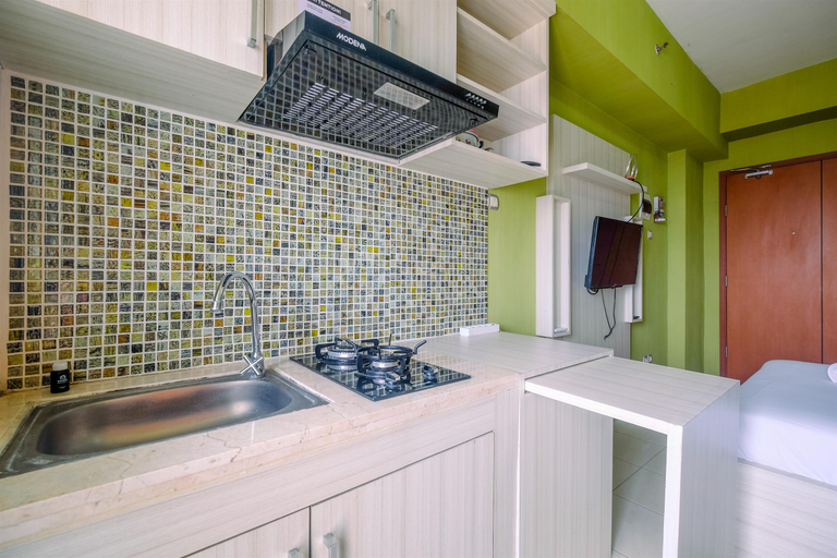 Others 4, Relaxing and Simply Studio Green Lake View Apartment By Travelio, Tangerang Selatan
