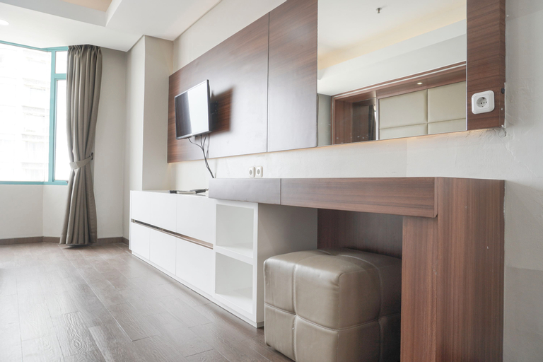 Exterior & Views 2, Comfort and Homey 3BR at Pesona Bahari Apartment By Travelio, Central Jakarta