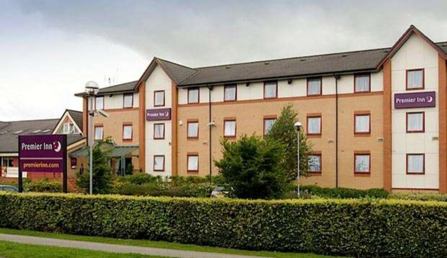 Exterior & Views 2, Premier Inn Harrogate South, North Yorkshire
