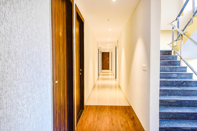Public Area 3, FabHotel Lake View Topsia, Kolkata
