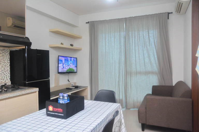 Comfortable and Tidy 1BR Callia Apartment By Travelio, Jakarta Timur