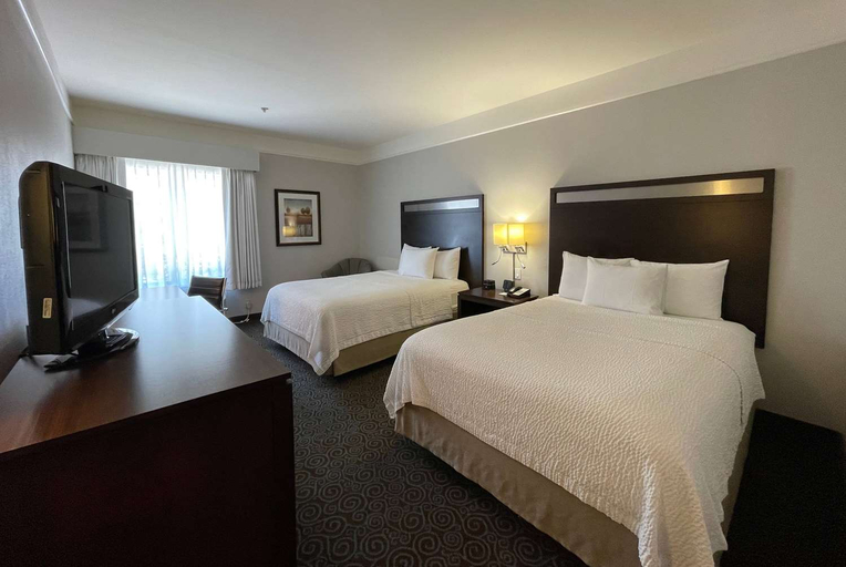 Bedroom 3, Spark by Hilton Houston West Clay Road, Houston