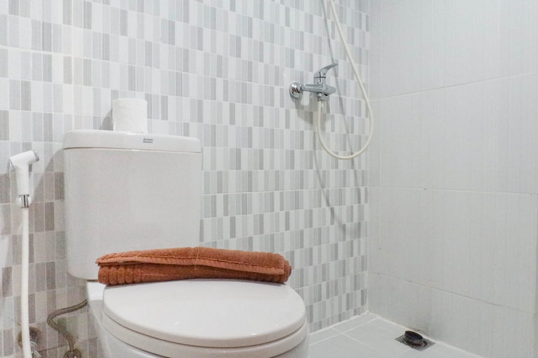 Bedroom 4, Scenic Modern Studio Apartment at Gunawangsa Tidar By Travelio, Surabaya