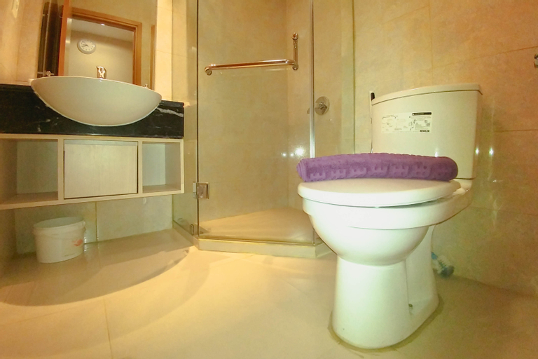 Bedroom 3, Comfortable 1 BR The Mansion Kemayoran Tower Gloria By Travelio, North Jakarta