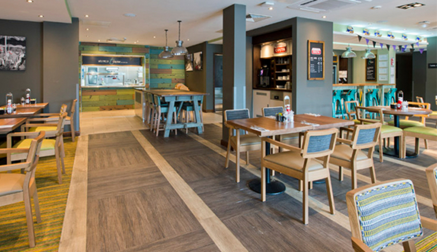 Food & Drinks 5, Premier Inn Wadebridge, Cornwall