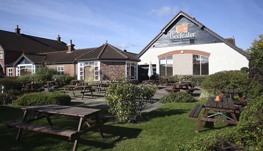 Exterior & Views 3, Premier Inn Newark, Nottinghamshire