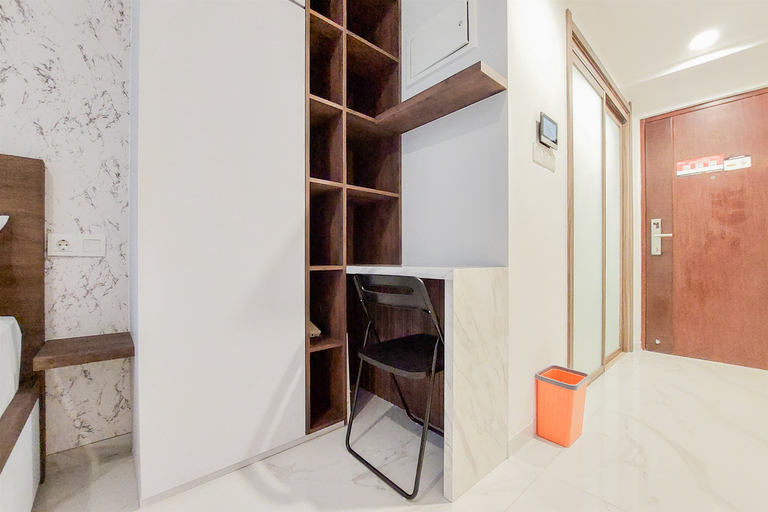 Others 3, Comfy and New Studio at Sky House BSD Apartment By Travelio, South Tangerang