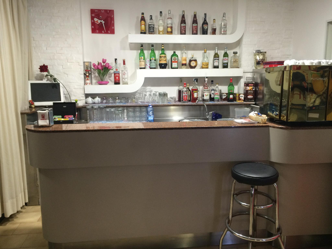 Others 4, Hotel Euromar, Rimini