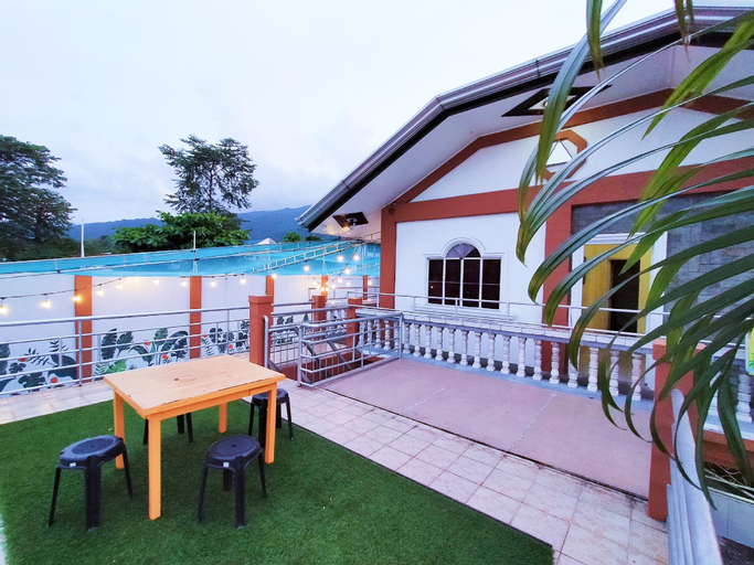 Exterior & Views 1, 3BR Comfy Dencio's Hotspring Resort, Calamba City
