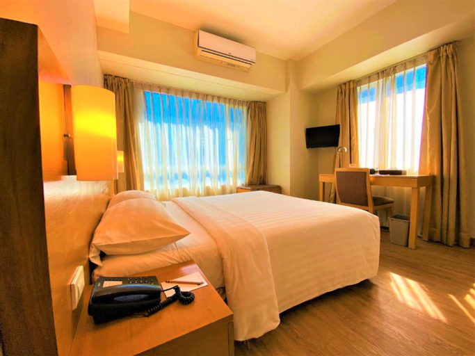 Bedroom 12