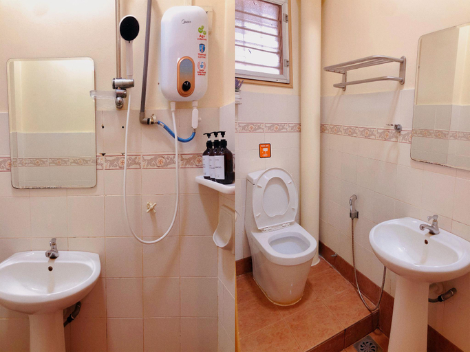 Bathroom 3, 101 Sky Mirror Homestay [Netflix+WiFi+Jetty], Kuala Selangor