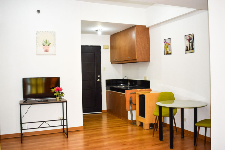 Others 4, The Boni Tower by RSPL Manila City Center, Mandaluyong