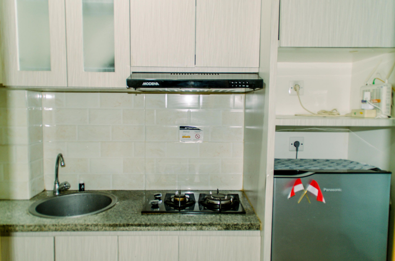 Others 4, Homey and Warm Studio Room at Tifolia Apartment By Travelio, Jakarta Timur