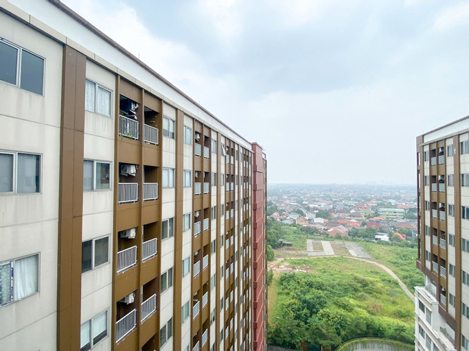 Exterior & Views 4, Well Furnished and Cozy Studio at Gateway Park LRT City Bekasi Apartment By Travelio, Bekasi