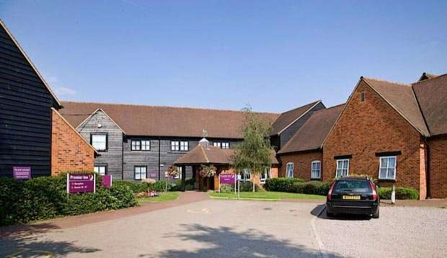 Exterior & Views 2, Premier Inn St. Albans/Bricket Wood, Hertfordshire