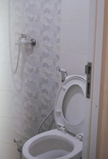 bathroom 6