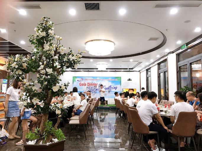 Food & Drinks 4, Sunland Halong Hotel and Restaurant, Hạ Long