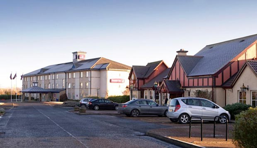 Exterior & Views 2, Premier Inn Livingston - Bathgate, West Lothian