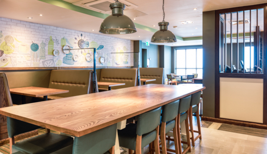 Food & Drinks, Premier Inn Newquay - Seafront, Cornwall