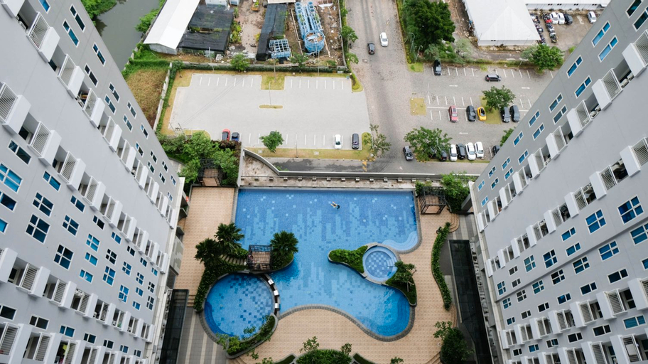 Exterior & Views 2, Modern and Comfy Studio Apartment at East Coast Mansion By Travelio, Surabaya