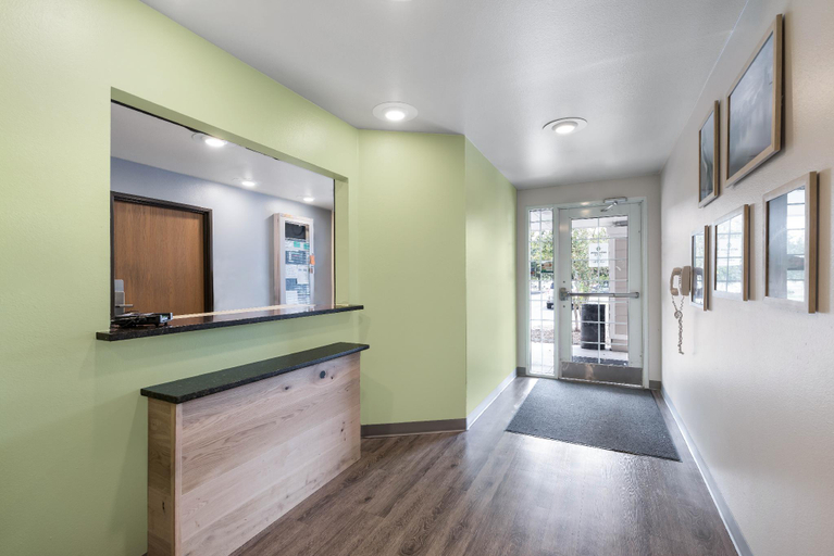 Public Area 2, Extended Stay America Select Suites - Orlando - East, Orange