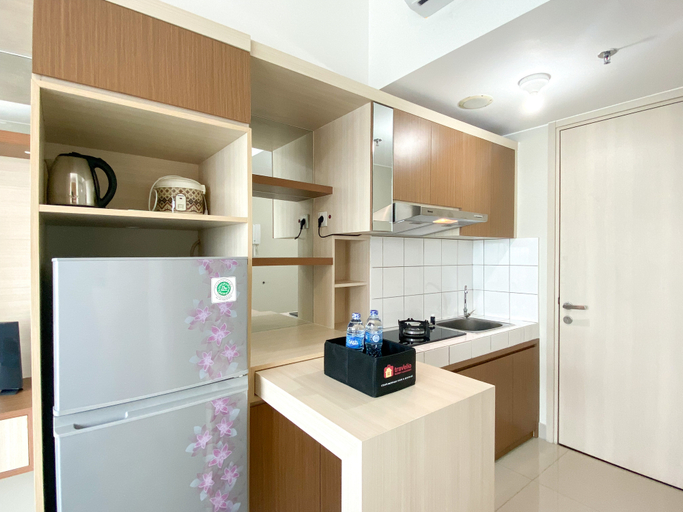 Others 2, Simply and Cozy Design Studio Apartment at Springlake Summarecon Bekasi By Travelio, Bekasi
