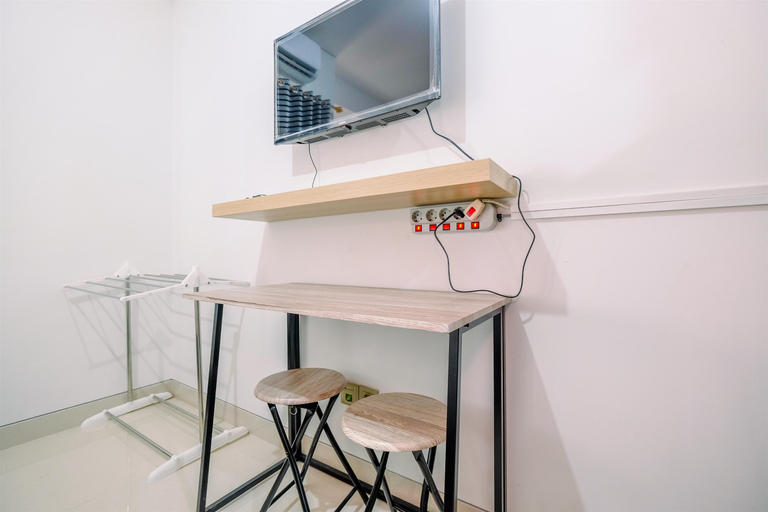 Others 4, Cozy Living Studio at Transpark Cibubur Apartment By Travelio, Depok