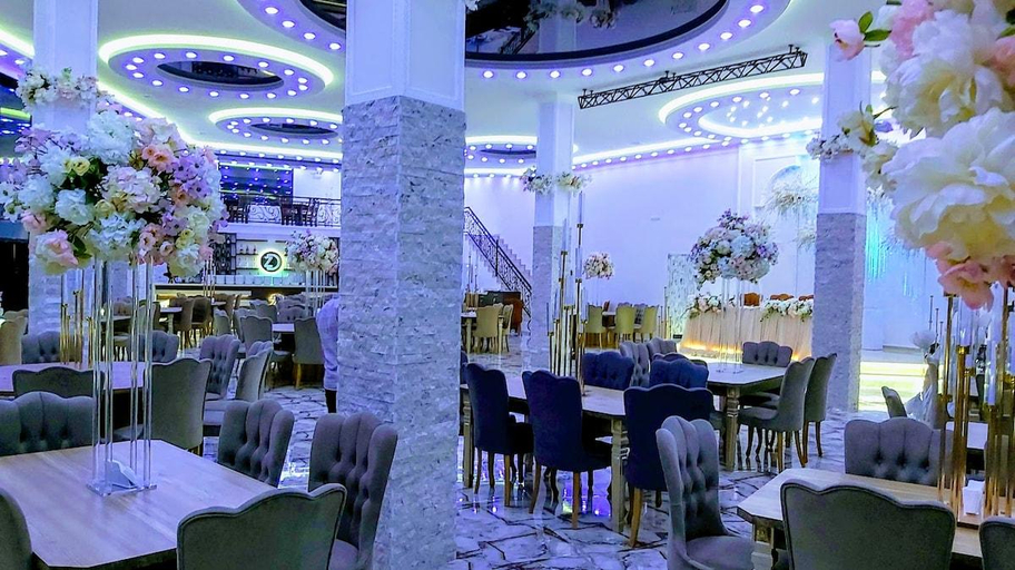 Food & Drinks, zurapalace(2), Batumi