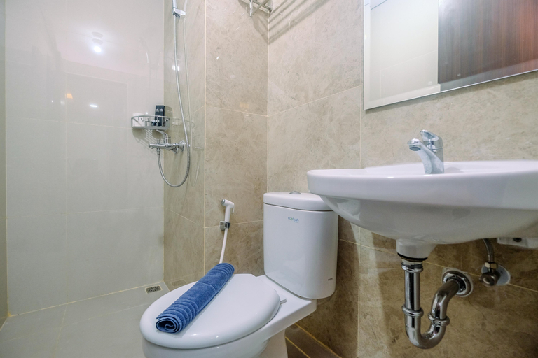 Bedroom 4, Fully Furnished with Cozy Design 2BR Apartment Transpark Cibubur By Travelio, Depok
