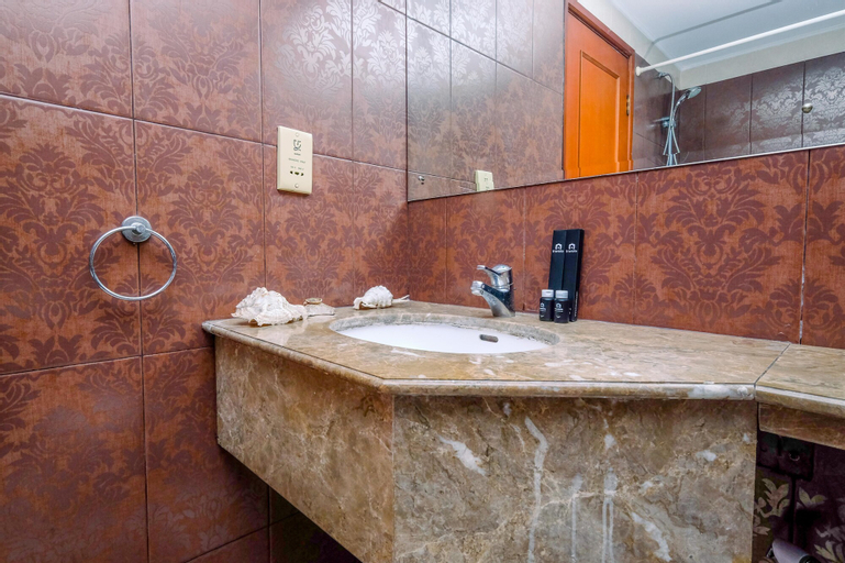 Bedroom 3, Comfortable and Spacious 3BR Puri Casablanca Apartment By Travelio, South Jakarta