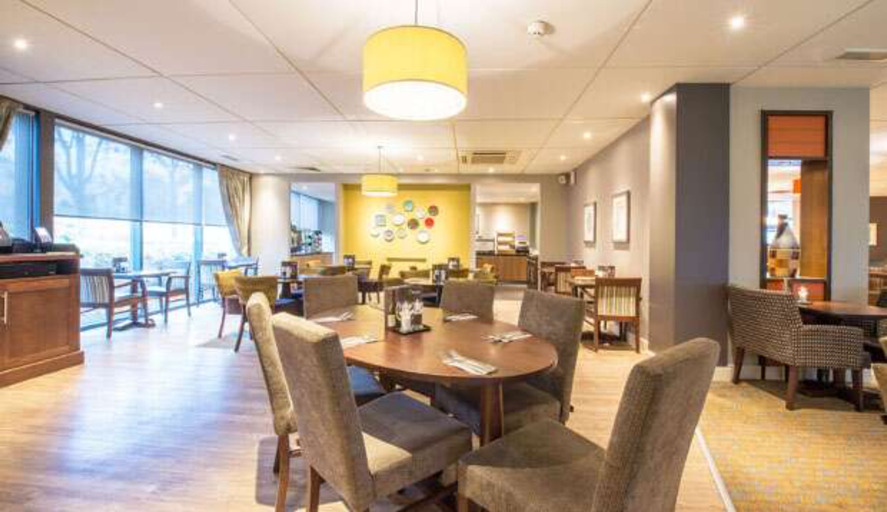 Food & Drinks 4, Premier Inn Portsmouth Port Solent, Portsmouth