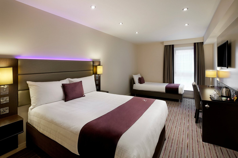 Bedroom 4, Premier Inn Torquay Seafront, Torbay