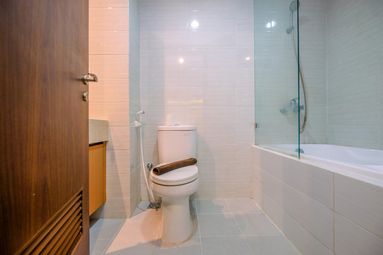 Bedroom 4, Cozy Living and Spacious Studio at 28th Floor Kemang Village Apartment By Travelio, South Jakarta