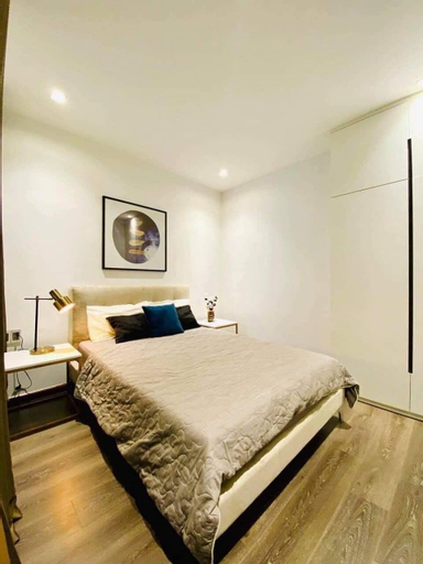 TOP-NUTCH Homestay With Bitexco View, District 4